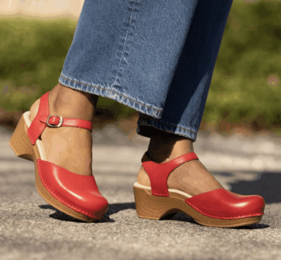 20 Comfortable Shoes for Teachers 