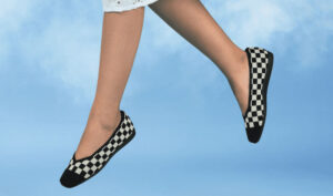 Barking Dog Shoes reviews and recommends the best footwear for people with various foot issues (as well as for women with average feet for whom comfort is a high priority).