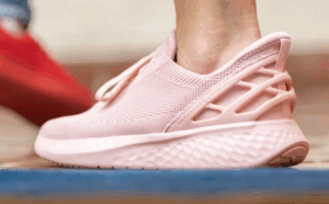 Barking Dog Shoes reviews and recommends the best footwear for people with various foot issues (as well as for women with average feet for whom comfort is a high priority).