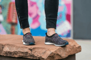 Barking Dog Shoes reviews and recommends the best footwear for people with various foot issues (as well as for women with average feet for whom comfort is a high priority).