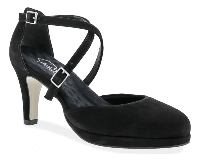 Barking Dog Shoes reviews and recommends the best footwear for people with various foot issues (as well as for women with average feet for whom comfort is a high priority).