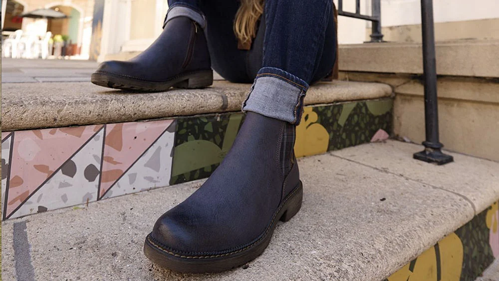 Comfortable Chelsea Boots: 9 Stylish Picks for Problem Feet